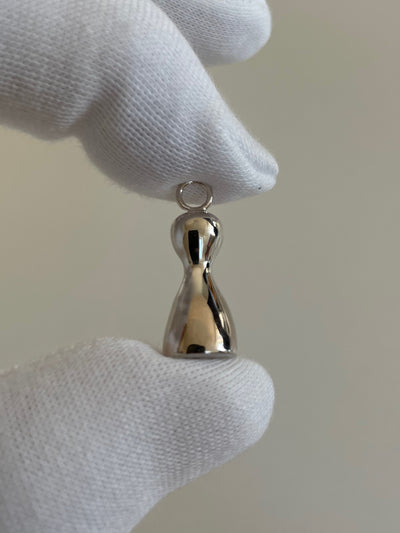 FIGURINE PENDANT IN STERLING SILVER