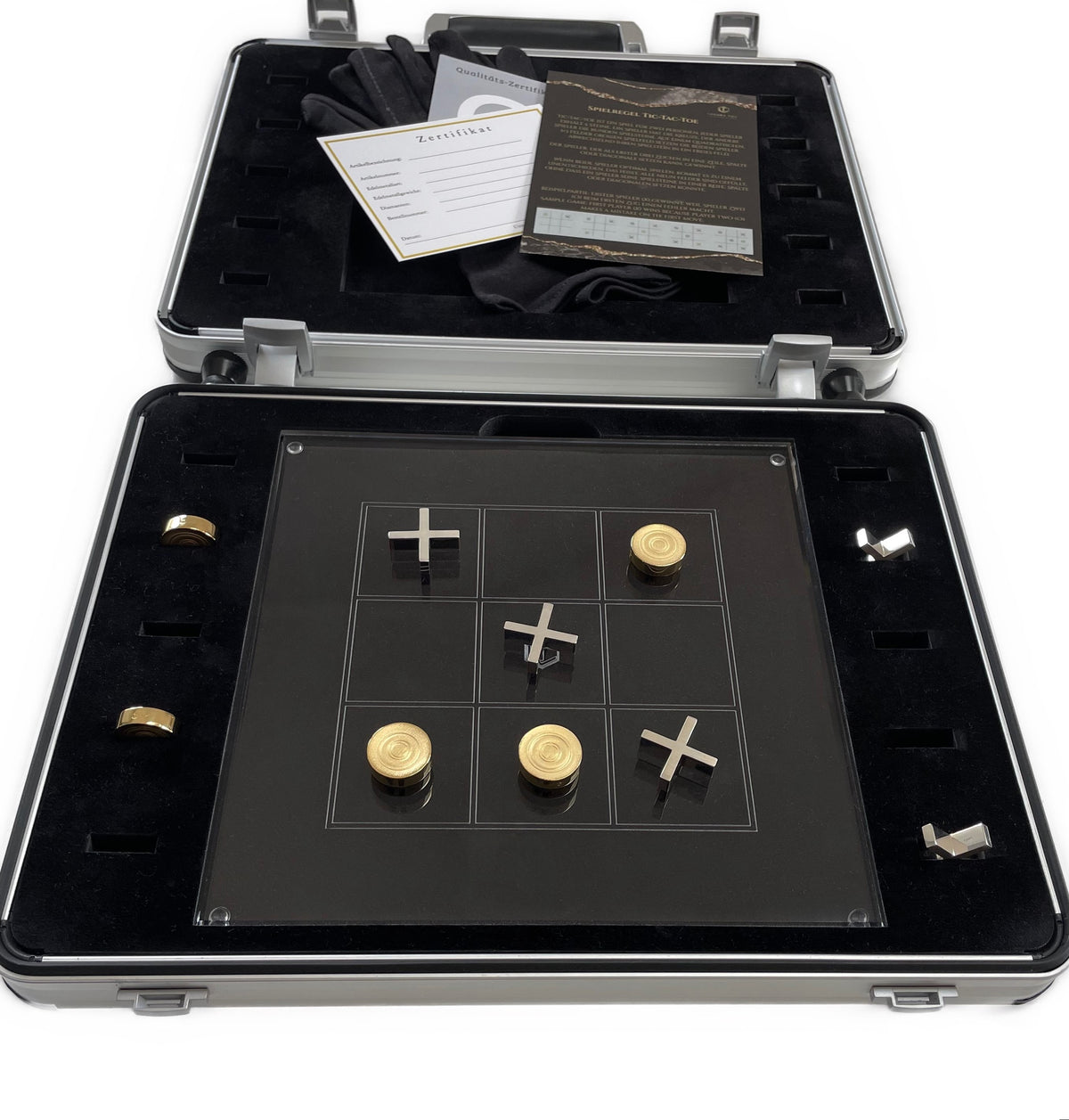 Brettspiel Tic Tac Toe  mit 10 Sterlingsilber Spielsteinen, 5 Steine 18K vergoldet