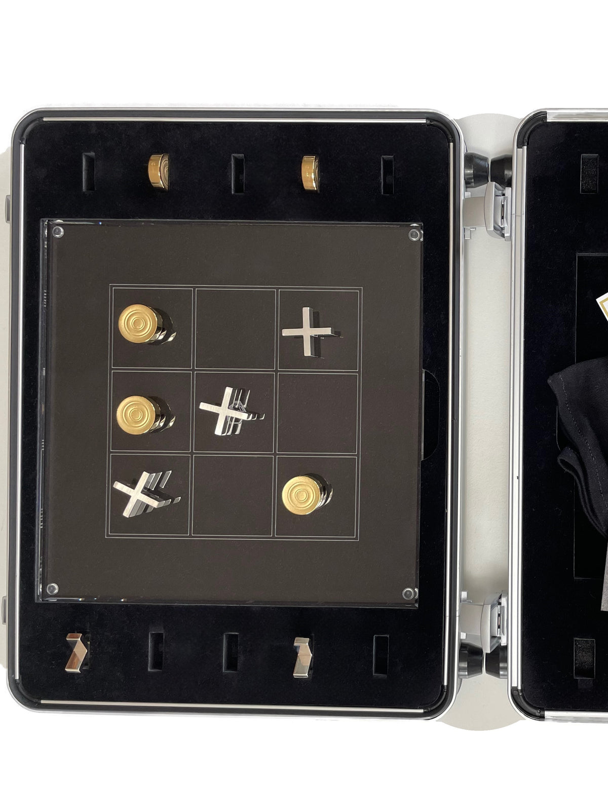 Brettspiel Tic Tac Toe  mit 10 Sterlingsilber Spielsteinen, 5 Steine 18K vergoldet