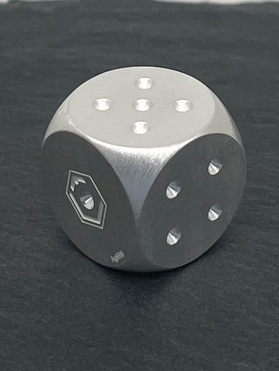 Dice made of 925 sterling silver. The classic, fully solid cube is unique on the market worldwide in terms of its size and properties! Exclusive and valuable! A must-have for game lovers, collectors and investors!