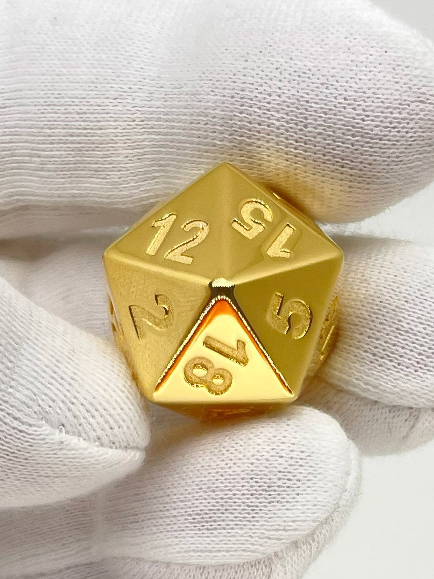 D20 Würfel aus Sterlingsilber 18 Karat vergoldet